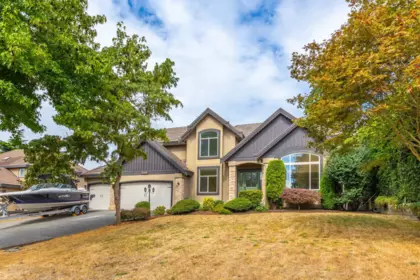 18589 55 Avenue, Surrey, BC, Surrey — Single Family Residence for sale