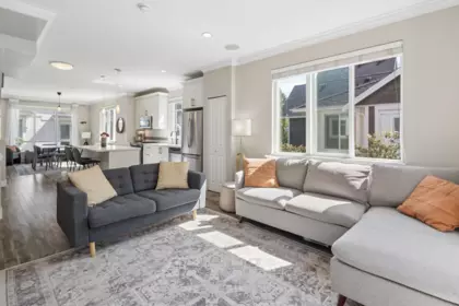 32 3039 156 Street, Surrey, BC, Surrey — Townhouse for sale