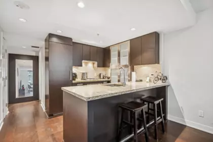 301 1055 Richards Street, Vancouver, BC, Vancouver — Apartment/Condo for sale