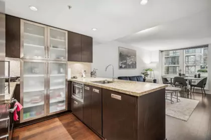 301 1055 Richards Street, Vancouver, BC, Vancouver — Apartment/Condo for sale