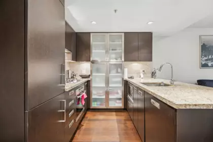 301 1055 Richards Street, Vancouver, BC, Vancouver — Apartment/Condo for sale