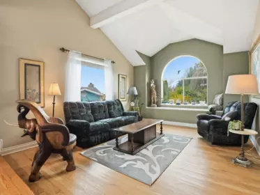 1481 Shaughnessy Place, Gibsons, BC, Gibsons — Single Family Residence for sale
