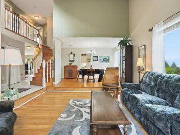 1481 Shaughnessy Place, Gibsons, BC, Gibsons — Single Family Residence for sale