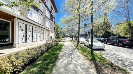 208 4080 Yukon Street, Vancouver, BC, Vancouver — Apartment/Condo for sale