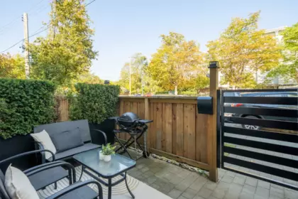 Kitchen Island Photo of 329 Garden Drive, Vancouver, BC