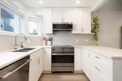 Kitchen Photo of 329 Garden Drive, Vancouver, BC