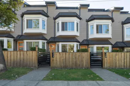 Mudroom Photo of 329 Garden Drive, Vancouver, BC