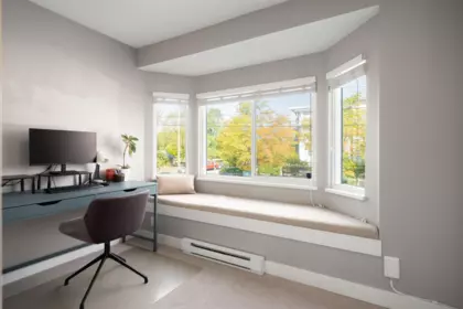 Office / Den Photo of 329 Garden Drive, Vancouver, BC