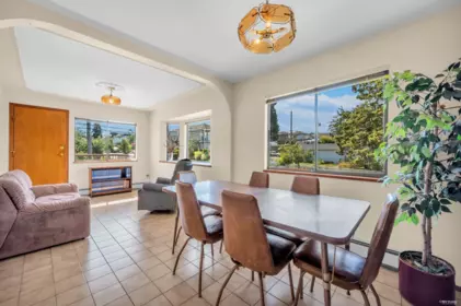 Primary Bedroom Photo of 156 N Rosser Avenue, Burnaby, BC