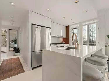 601 1005 Beach Avenue, Vancouver, BC, Vancouver — Apartment/Condo for sale