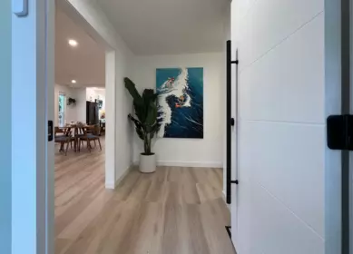 Dining Area Photo of 15092 19a Avenue, Surrey, BC
