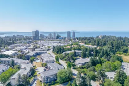 Office / Den Photo of 15092 19a Avenue, Surrey, BC