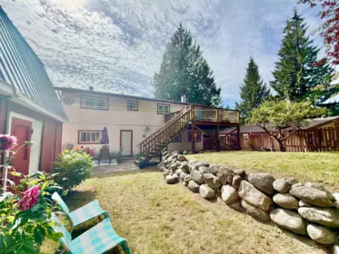 Family Room Photo of 1044 Fircrest Road, Gibsons, BC