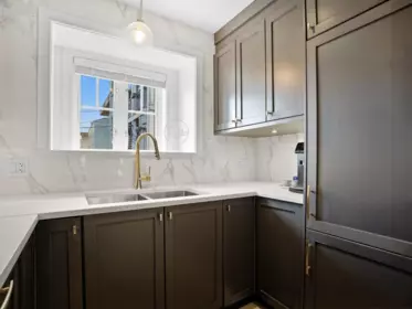 Primary Bathroom Photo of 2468 St. Catherines Street, Vancouver, BC