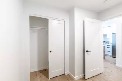 Basement Recreation Room Photo of 401 33920 Best Avenue, Mission, BC