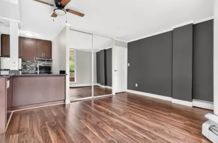 Primary Bedroom Photo of 313 950 Drake Street, Vancouver, BC