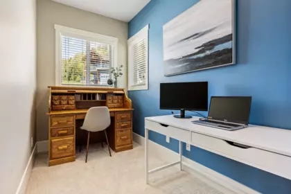 Hallway Photo of 50473 Kingston Drive, Chilliwack, BC