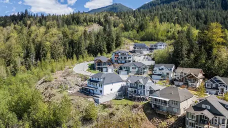 Hot Tub / Spa Photo of 50473 Kingston Drive, Chilliwack, BC