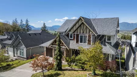 Neighborhood Park Photo Near 50473 Kingston Drive, Chilliwack, BC