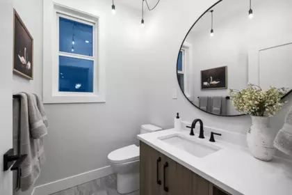 Guest Bathroom Photo of 10496 Mcveety Street, Maple Ridge, BC