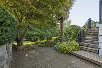 Outdoor Kitchen Photo of 915 Wentworth Avenue, North Vancouver, BC