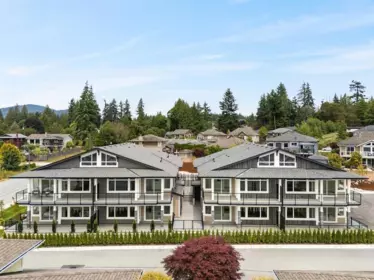 4 5522 Mccourt Road, Sechelt, BC, Sechelt — Townhouse for sale