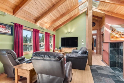 Loft / Bonus Room Photo of 4 4622 Sinclair Bay Road, Garden Bay, BC