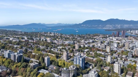 Fitness Center Photo Near 817 1445 Marpole Avenue, Vancouver, BC