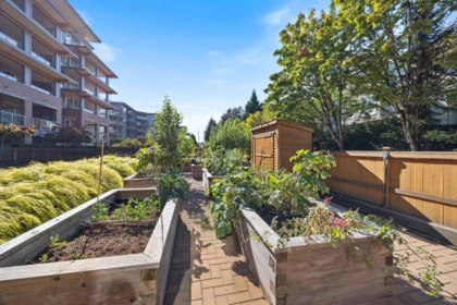Aerial View of 601 7133 14th Avenue, Burnaby, BC