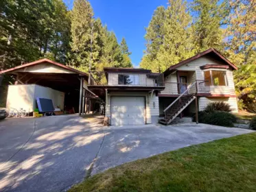4665 Sinclair Bay Road, Garden Bay, BC, Garden Bay — Single Family Residence for sale