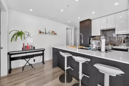 Kitchen Photo of 3606 1888 Gilmore Avenue, Burnaby, BC