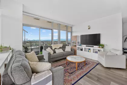 Living Room Photo of 3606 1888 Gilmore Avenue, Burnaby, BC