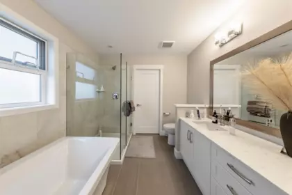 Hallway Photo of 3539 Trestle Court, Coquitlam, BC