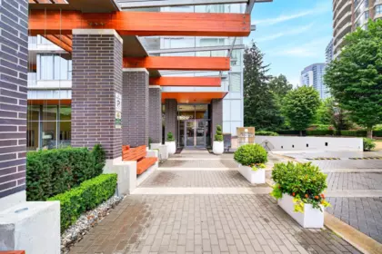 Loft / Bonus Room Photo of 1702 5883 Barker Avenue, Burnaby, BC