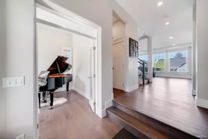 2862 Helc Place, Surrey, BC, Surrey — Single Family Residence for sale