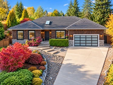 6161 Highmoor Place, Sechelt, BC, Sechelt — Single Family Residence for sale