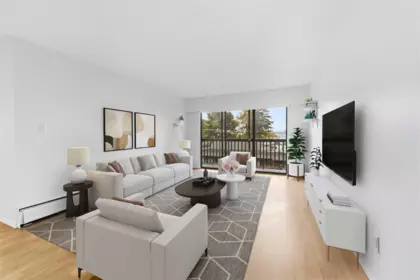 302 211 W 3rd Street, North Vancouver, BC, North Vancouver — Apartment/Condo for sale