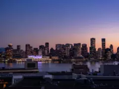 302 211 W 3rd Street, North Vancouver, BC