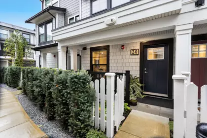 30 9122 King Street, Langley, BC, Langley — Townhouse for sale