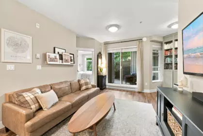Kitchen Island Photo of 218 2495 Wilson Avenue, Port Coquitlam, BC
