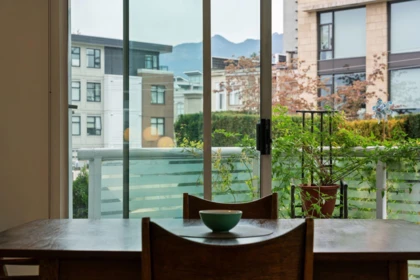 Breakfast Nook Photo of 603 130 E 2nd Street, North Vancouver, BC