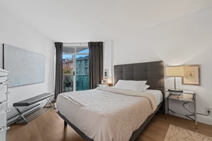 Office / Den Photo of 603 130 E 2nd Street, North Vancouver, BC
