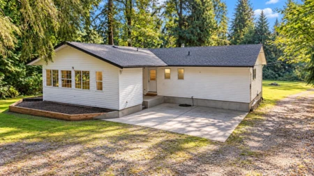 14827 Sylvester Road, Mission, BC, Mission — Single Family Residence for sale