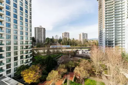 Hot Tub / Spa Photo of 905 2232 Douglas Road, Burnaby, BC