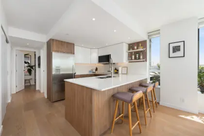 2405 550 Taylor Street, Vancouver, BC, Vancouver — Apartment/Condo for sale