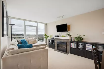 1402 2225 Holdom Avenue, Burnaby, BC, Burnaby — Apartment/Condo for sale