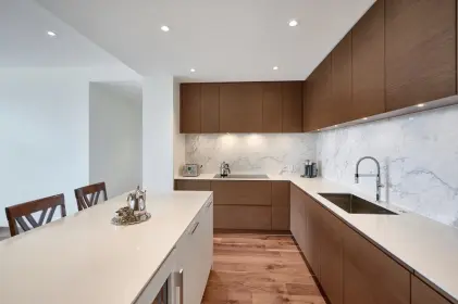 303 3101 Burfield Place, West Vancouver, BC, West vancouver — Apartment/Condo for sale