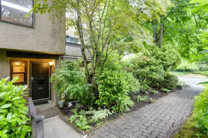 2060 Marine Drive, West Vancouver, BC, West vancouver — Townhouse for sale