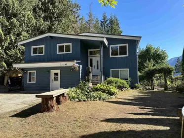 1100 Fernwood Road, Squamish, BC, Squamish — Single Family Residence for sale