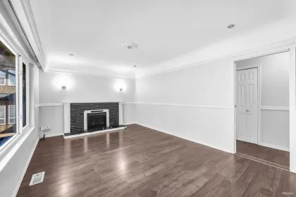 14274 101 Avenue, Surrey, BC, Surrey — Single Family Residence for sale